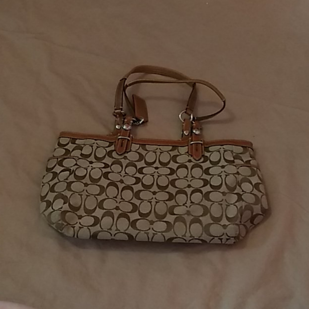 Coach Purse - Picture 2 of 4